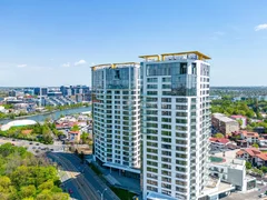 Floreasca Spatiu Com 124 mp 6 m inaltime, One Verdi Park