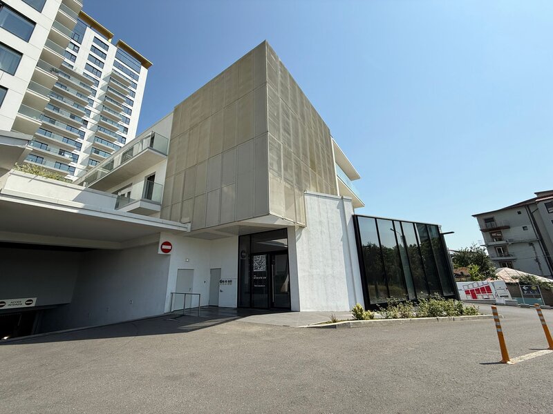 Floreasca Spatiu Com 124 mp 6 m inaltime, One Verdi Park